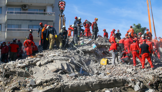 Землетрус у турецькому Ізмірі: кількість загиблих сягнула 79