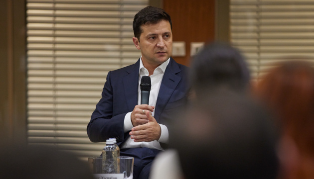 Zelensky listo para disolver el Parlamento en caso de colapso político