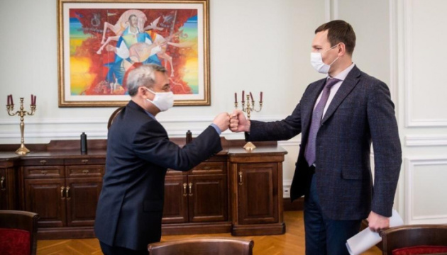Ukraine, Vietnam discuss bilateral relations amid COVID-19