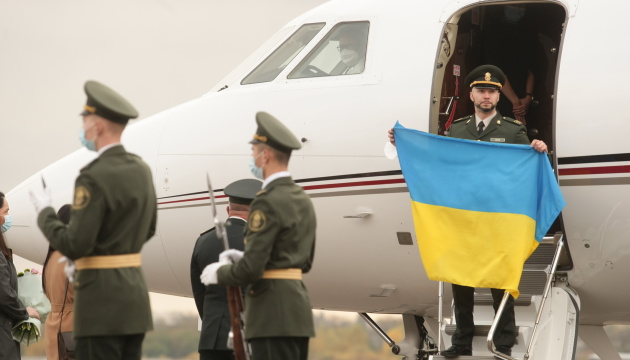 Markiv returns to Ukraine