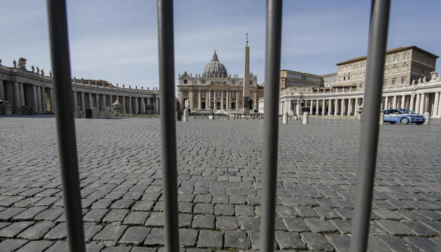 Ватиканські музеї закривають через COVID-19