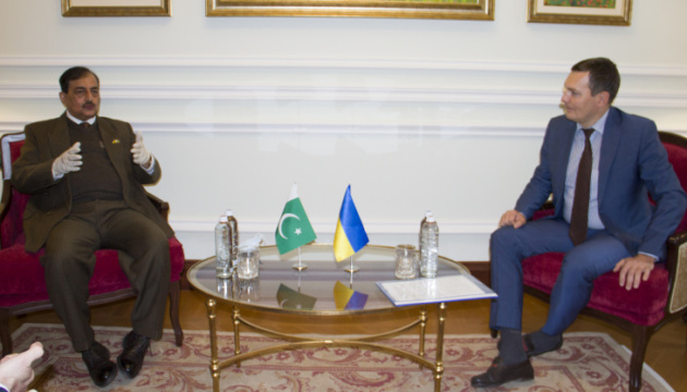 Ucrania dispuesta a encontrar nuevas áreas de cooperación con Pakistán 