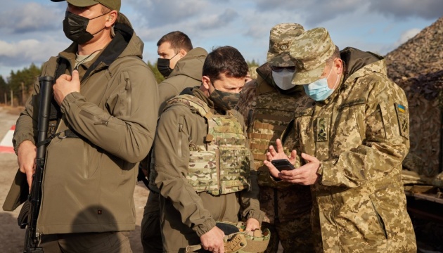 Зеленський розповів про бойові втрати під час «тиші» на Донбасі