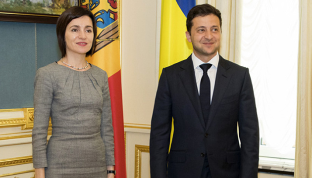 Zelensky felicita a Maia Sandu por ganar las elecciones presidenciales en Moldavia  