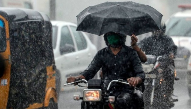 Південь Індії накрили потужні зливи