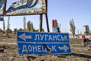 Оккупанты на востоке Украины проводят учения артиллеристов и минируют местность – разведка