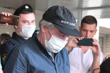 Актера Ефремова в колонии посадят на карантин