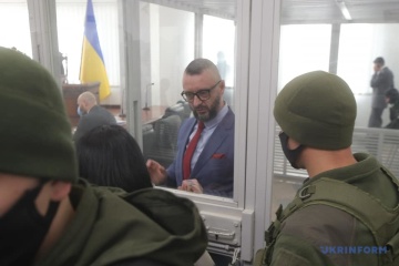 Суд продовжив запобіжні заходи Антоненку, Кузьменко і Дугарь до 2 квітня