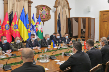 Die Ukraine und die Türkei schließen Verträge über Militärgüter