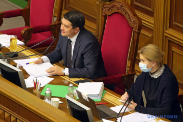 Разумков говорит, что тема лишения мандата за кнопкодавство не закрыта