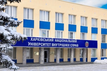 Танцы с россиянином: в харьковском вузе уверяют, что на видео в ТikTok - не их курсантки