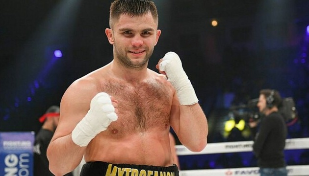 Українець Митрофанов проведе перший титульний бій 18 грудня