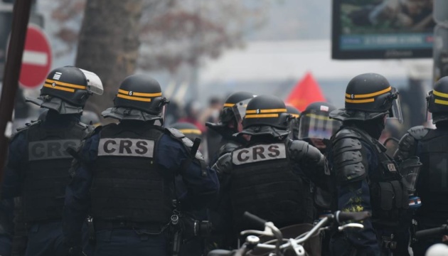 У Парижі пройшла акція проти нових повноважень поліції
