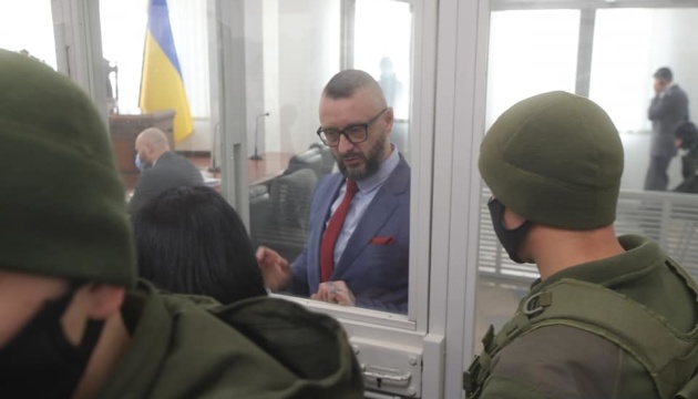 Суд продовжив запобіжні заходи Антоненку, Кузьменко і Дугарь до 2 квітня