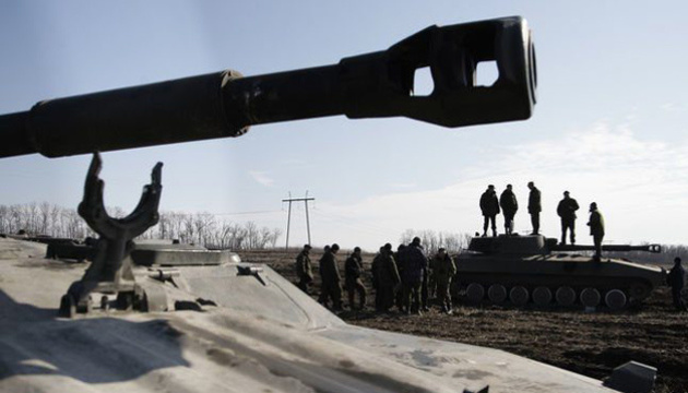 Occupiers pulling artillery and tanks to frontline in Donbas – intelligence