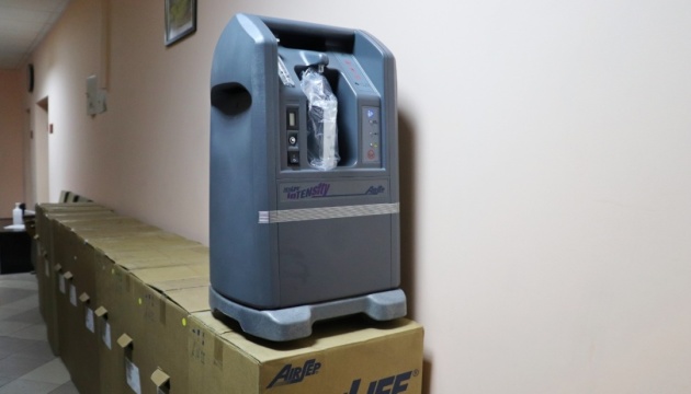 Ukraine sends first batch of oxygen concentrators to India