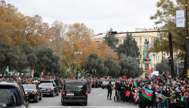 У Баку пройшов військовий «парад перемоги»