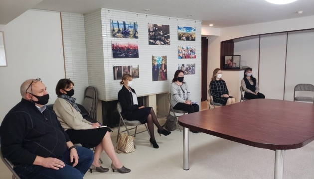 У посольстві в Японії обговорили питання співпраці з громадою