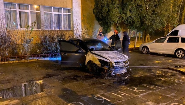 У Львові підпалили автівку детектива НАБУ
