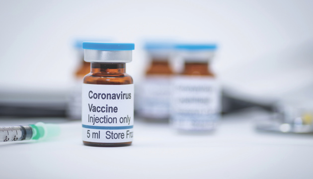 Government allocates UAH 1.3B for purchases of COVID-19 vaccines 