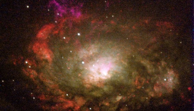Hubble показав активну галактику Циркуль