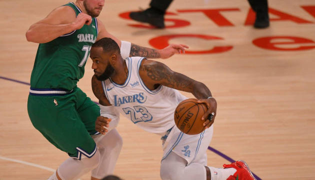 НБА: «Мілуокі» розгромили «Голден Стейт», «Денвер» поступився «Кліпперс»