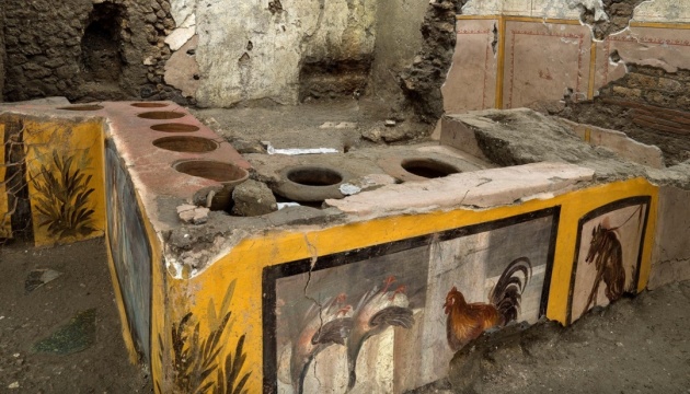У Помпеях знайшли античний кіоск із вуличною їжею
