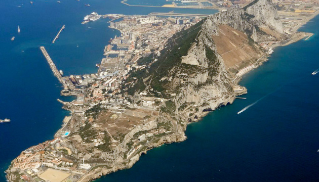 Жители Гибралтара и после Brexit смогут свободно ездить на работу в Испанию