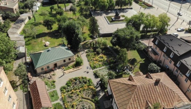 Територію музею-садиби Коцюбинського зроблять привабливішою для туристів