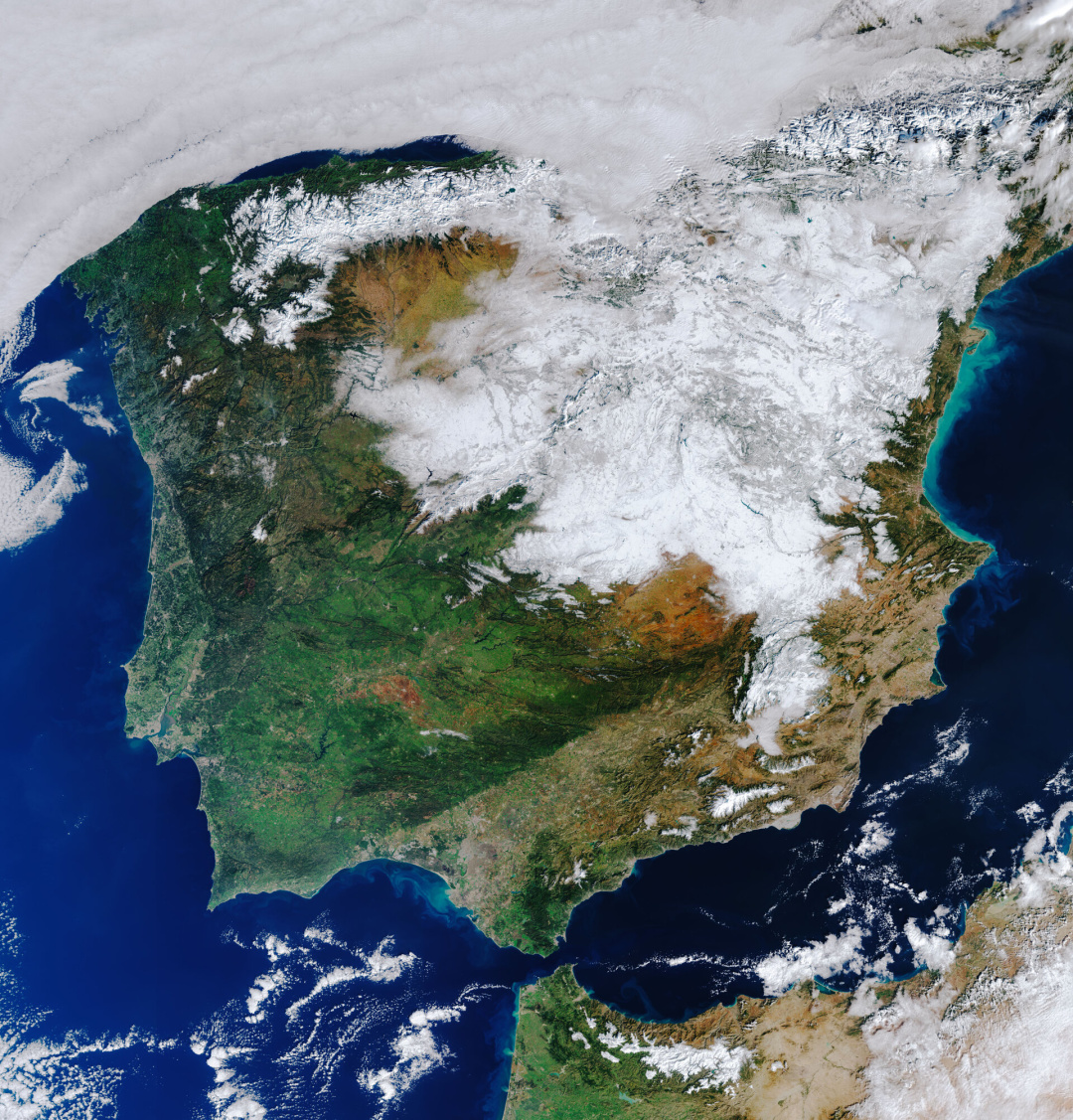 Європейське космічне агентство показало супутникові фото засніженої Іспанії 