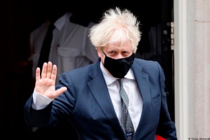 Британська поліція зацікавилася «карантинними вечірками» Джонсона