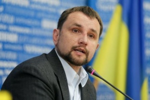 No need to single out Russian among other minority languages in Constitution - MP