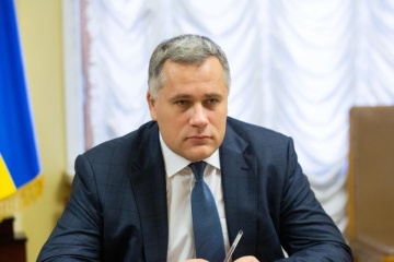 Oficina del Presidente enumera razones del retraso en el suministro de armas a Ucrania