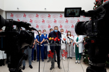 Додик готов отдать подаренную Лаврову икону, однако не Украине