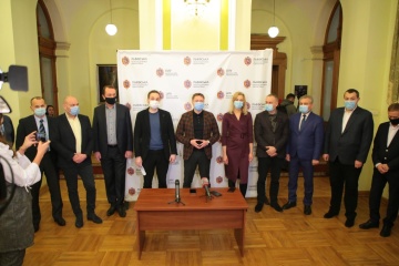 Опорным больницам Львовщины передали современное диагностическое оборудование
