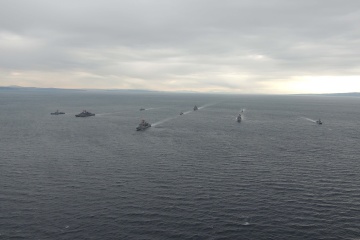 Six Russian large landing ships entering Black Sea "for exercises"