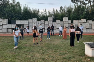 В Аргентині українська молодь вшанувала жертв Голокосту