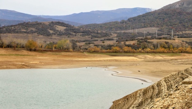 Ayan reservoir in occupied Crimea dries up
