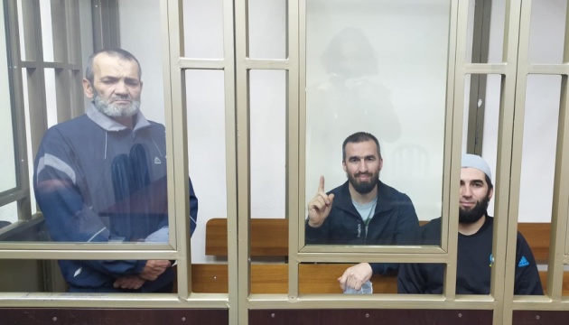 Rosyjski sąd skazał trzech Tatarów krymskich na 13, 16 i 18 lat więzienia