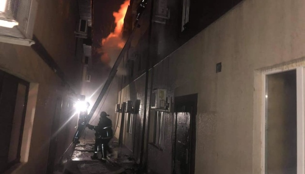 У пожежі в одеському готелі загинули двоє людей