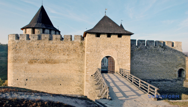 У Хотинській фортеці відреставрують під'їзний міст за 2 мільйони гривень