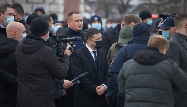 Incendie à Kharkiv : Volodymyr Zelensky arrive sur les lieux 