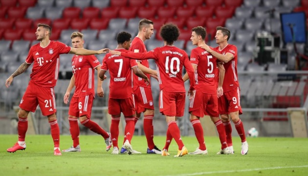«Баварія» розгромила «Шальке» в матчі футбольної Бундесліги