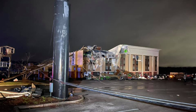 У США через торнадо загинула людина, десятки травмованих