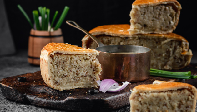 Культурна спадщина: експерт каже, що яворівський пиріг є національним надбанням двох країн
