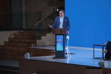 Kuleba: Asesores de los líderes del Cuarteto de Normandía se comunican casi a diario