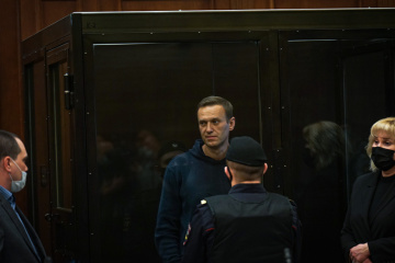 „Trumny z synami” przybyły do rosji. Nawalny wzywa do wychodzenia na demonstracje