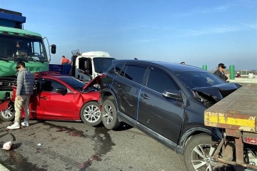На Тайвані через туман сталася масштабна ДТП: зіштовхнулися 20 автівок