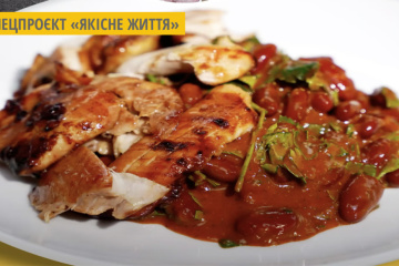 Курячі стегна барбекю з квасолею від бренд-шефа МХП Алекса Юсупова