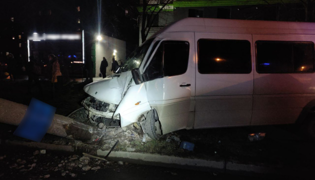 In Saporischschja Verkehrsunfall mit 14 Verletzten